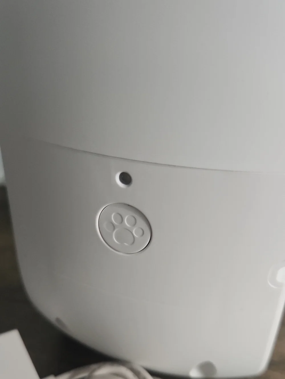 Closer Pets Smart Pet Feeder Camera - White